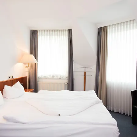 Stadt 3*